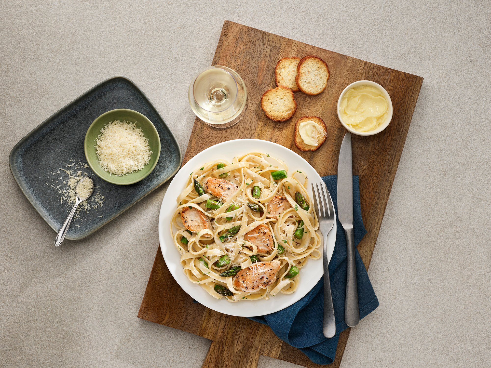 Chicken Asparagus Fettucine Alfredo Recipe